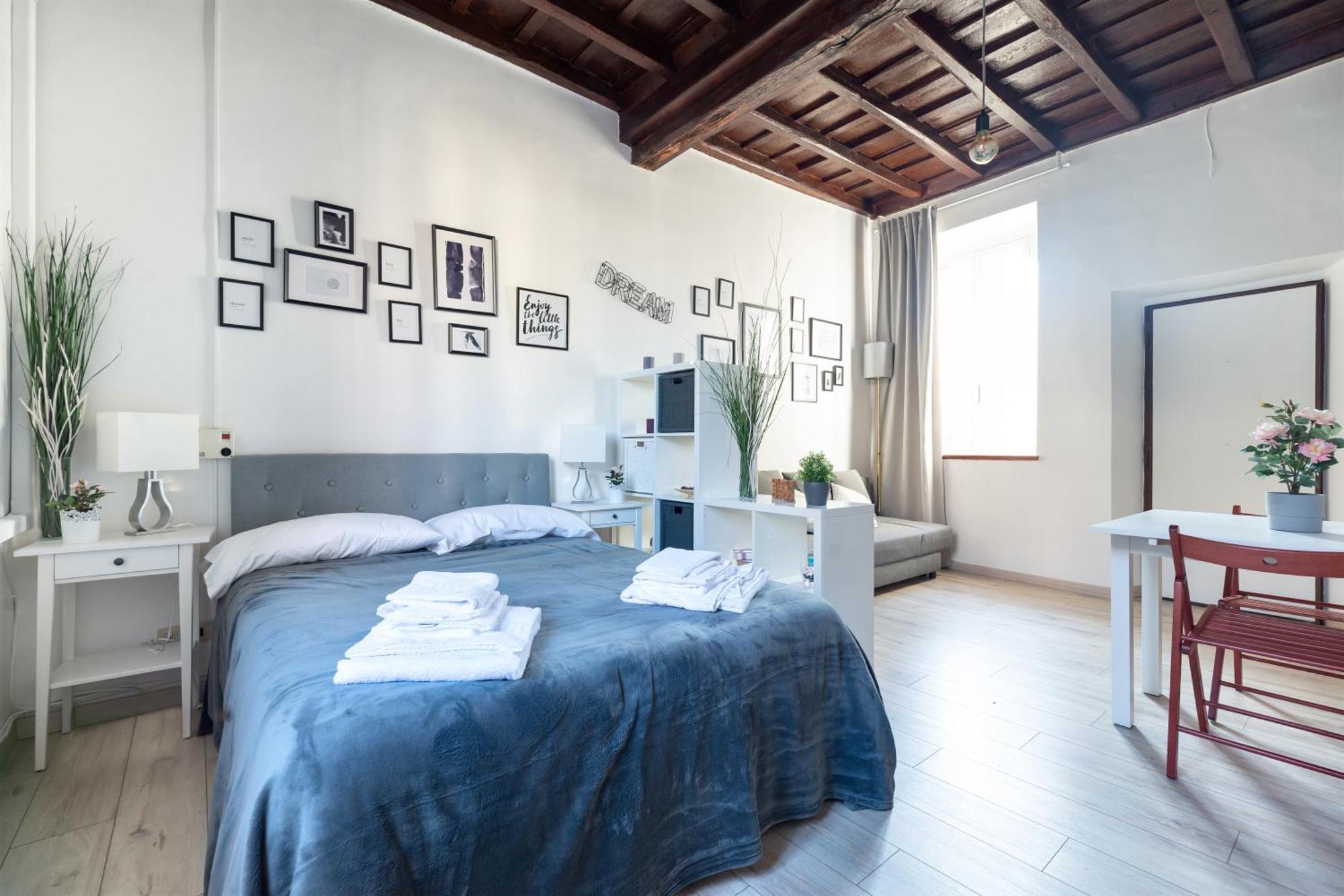 Cozy Studio Campo De Fiori Rome Bagian luar foto